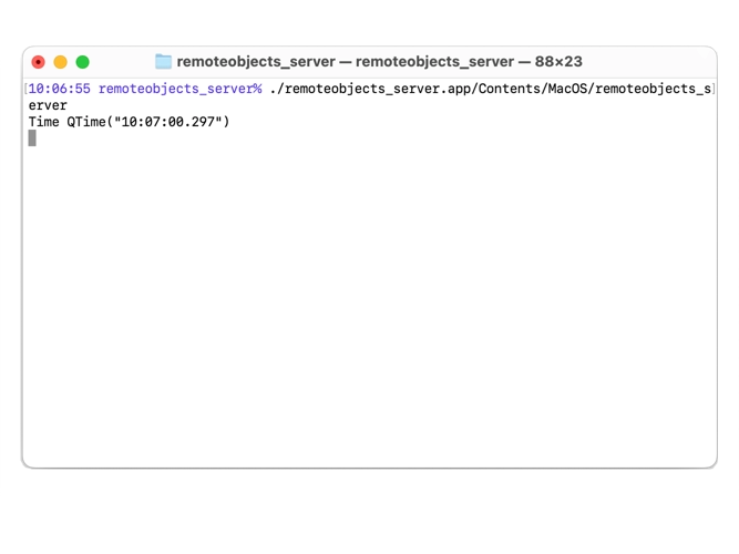 Terminal running remoteobjects_server and displaying the current time